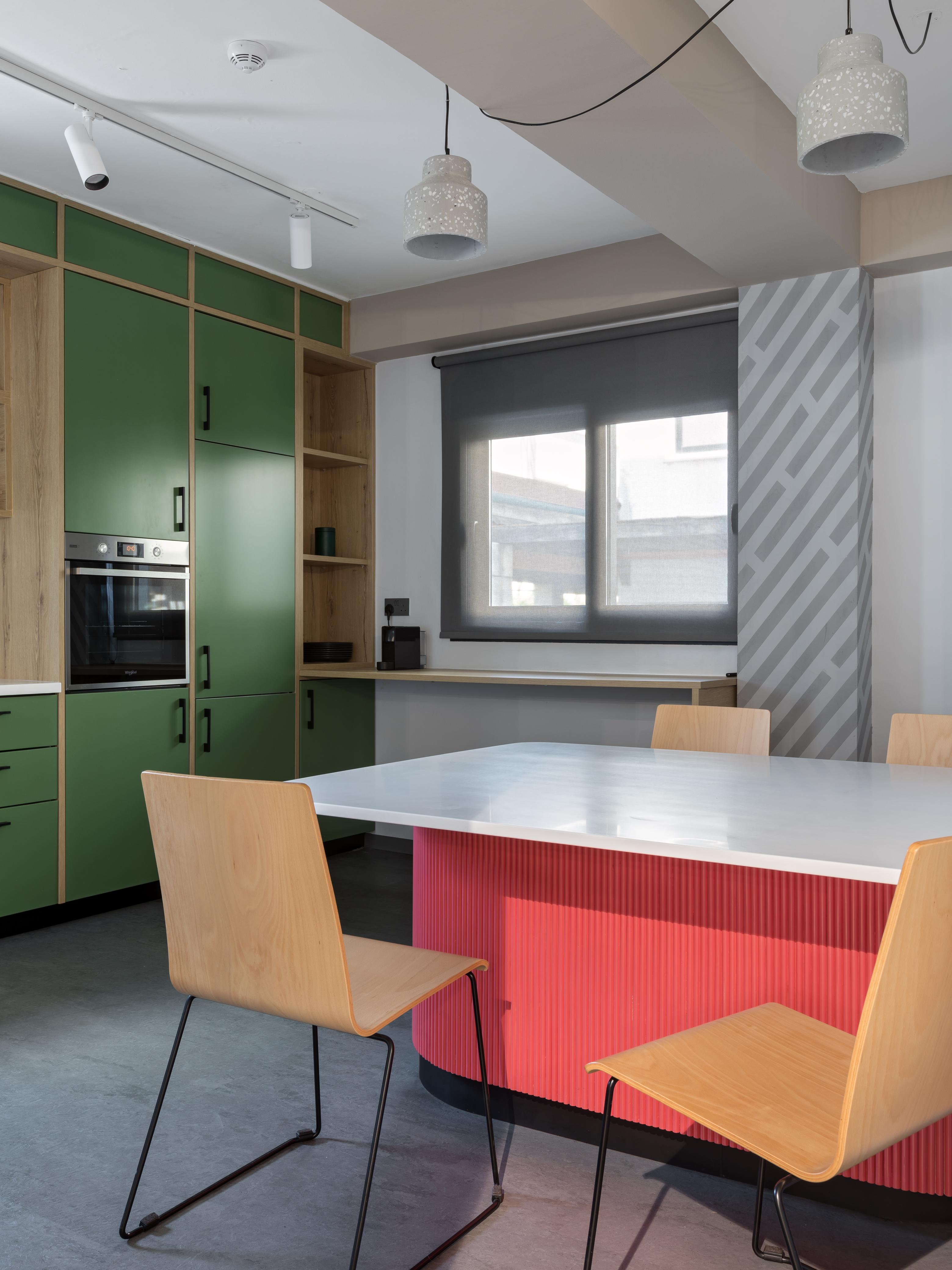 The kitchen and its communal table